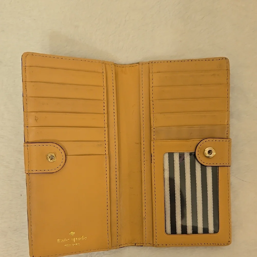 Kate Spade Black Wallet - Picture 7 of 15